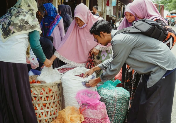 Koperasi dan UMKM: Tulang Punggung Kemerdekaan Indonesia.