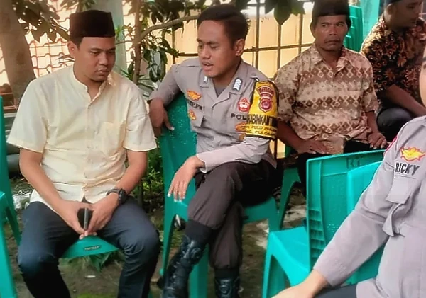 Polsek Puloampel Sambangi Warga, Himbau Kamtibmas dan Jalin Sinergitas