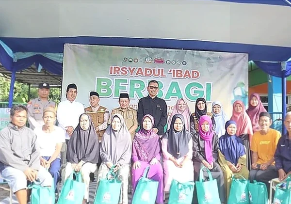 Yayasan Irsyadul Ibad Pandeglang Bagikan 448 Paket Ramadhan, Kumpulkan Rp53 Juta