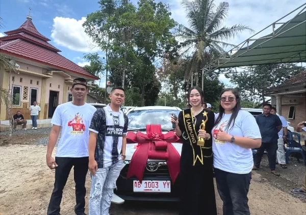 Perusahaan Rokok HS Hadiahi Mobil Pemenang KDI 2026 Asal Lampung Timur
