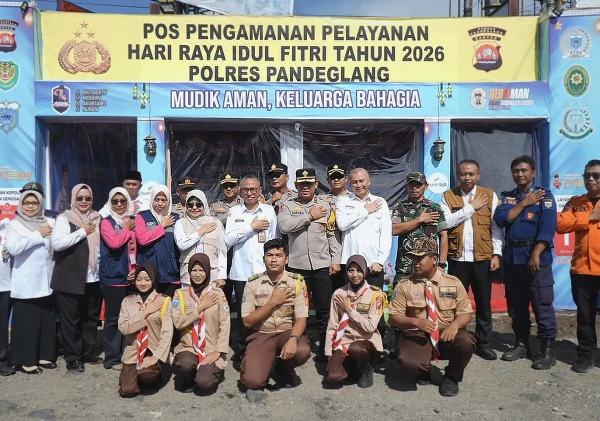 Bupati Dewi Setiani Tinjau Pos Pengamanan dan Destinasi Wisata di Pandeglang