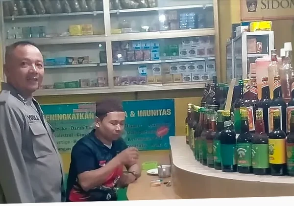 Polsek Baros Gelar Patroli KRYD, Himbau Pedagang Jamu Tak Jual Minuman Oplosan