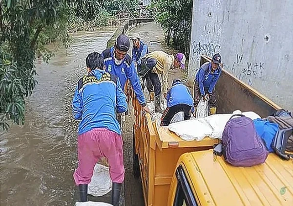 Pemkot Tangerang Pasang Kisdam Darurat di Duren Village Antisipasi Banjir Susulan