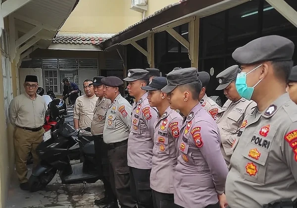 Polsek Serang Amankan Aksi Unjuk Rasa Aliansi Pamungkas di Baznas Kota Serang