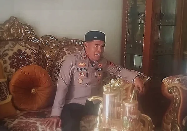 Kapolsek Kramatwatu Sambangi Warga, Ajak Jaga Kamtibmas dan Silaturahmi