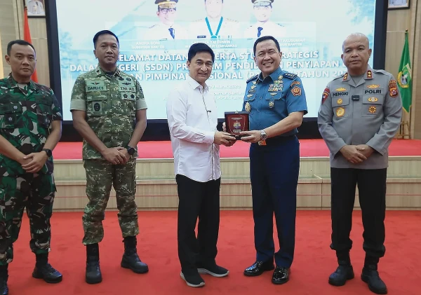Wagub Banten Paparkan Strategi Ketahanan Pangan ke Peserta Lemhanas