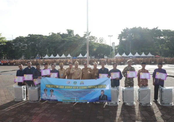 Pemkot Serang Lepas 10 Keluarga Transmigran dan Tinjau Program Perbaikan RTLH
