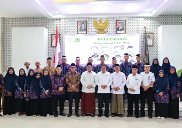Bupati Tangerang Lepas 20 Penerima Beasiswa Tangerang Gemilang ke Universitas Al-Azhar Kairo