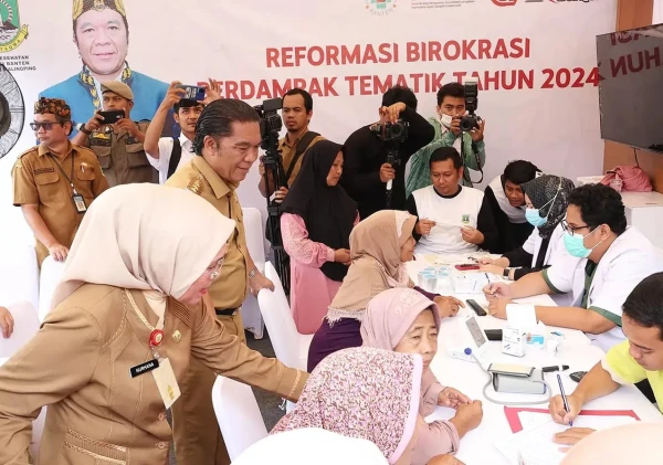 Al Muktabar, Penjabat Gubernur Banten, Mengunjungi Pusat Layanan Kesehatan Gratis Sebagai Bagian dari Ekspedisi Reformasi Birokrasi: Mendorong Kesehatan Masyarakat dan Kebersihan Lingku