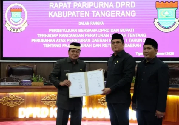 DPRD Kabupaten Tangerang dan Bupati Setujui Raperda Perubahan Pajak dan Retribusi Daerah