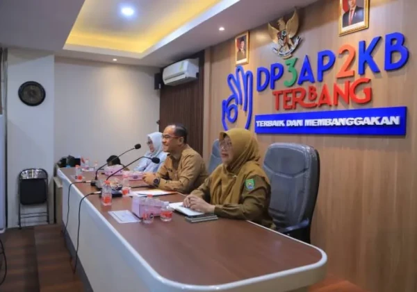DP3AP2KB Kota Tangerang Gelar TOT untuk Pengelola Sekolah Lansia