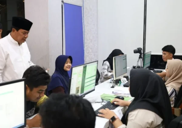 Bupati Tangerang Apresiasi Pelayanan Administrasi Malam Hari di Kecamatan Curug