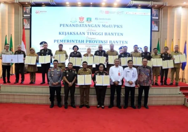 Wali Kota Tangerang Hadiri Penandatanganan MoU Penerapan Pidana Kerja Sosial di Banten