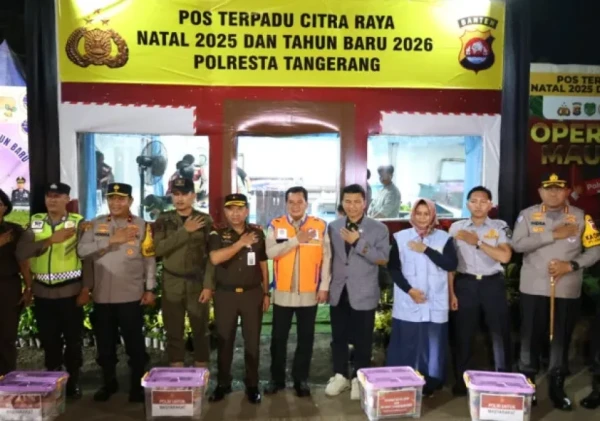 Pantau Langsung Malam Natal, Bupati Tangerang Pastikan Ibadah Umat Kristiani Aman dan Kondusif