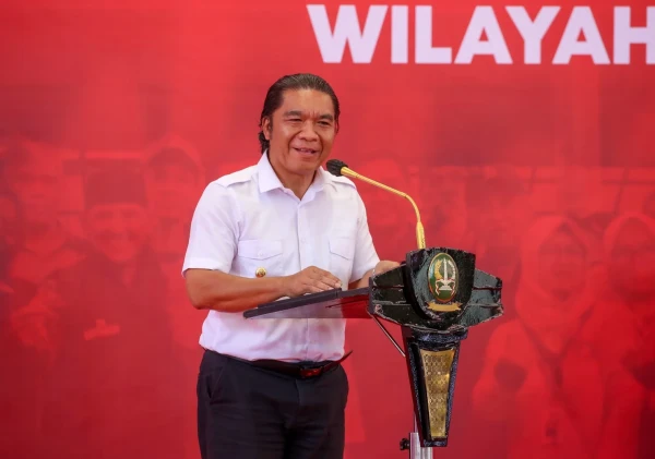 Waspada Cuaca Ekstrem, Pj Gubernur Banten Al Muktabar Imbau Masyarakat Berhati-hati