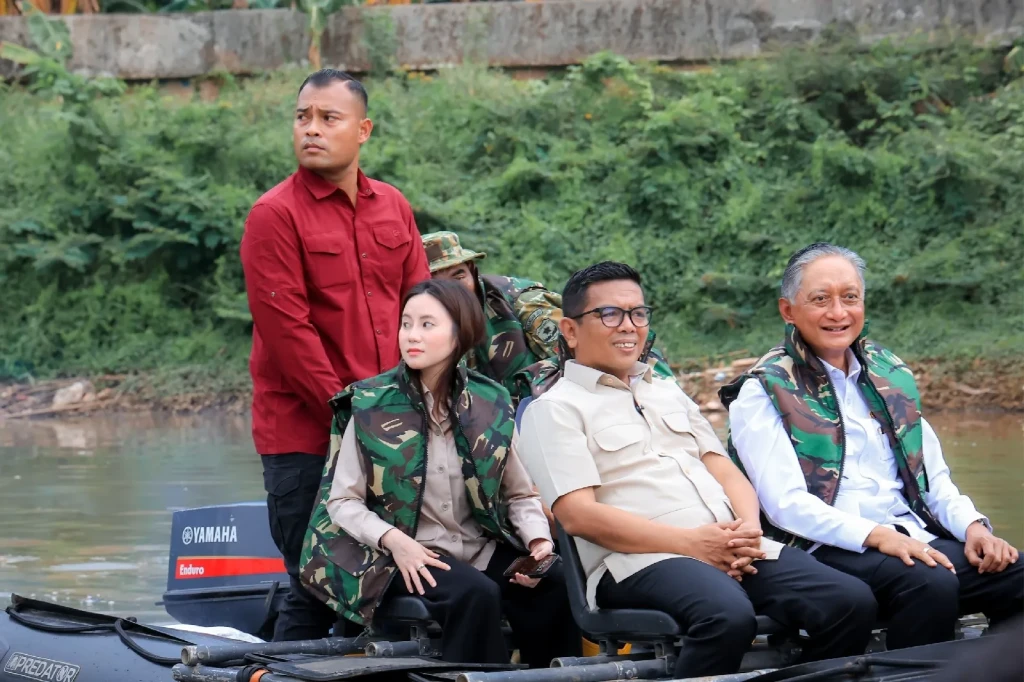 Kali Angke Menyempit dan Dangkal, Banjir Terus Mengancam Permukiman Warga