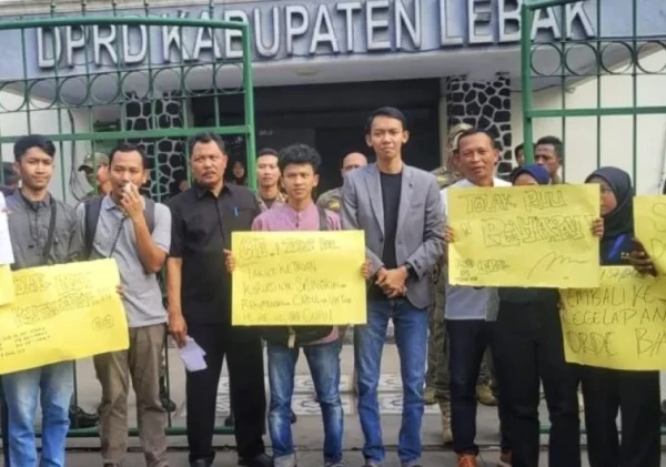 Jurnalis di Lebak Menolak RUU Penyiaran: Membela Kebebasan Pers dan Hak Publik atas Informasi
