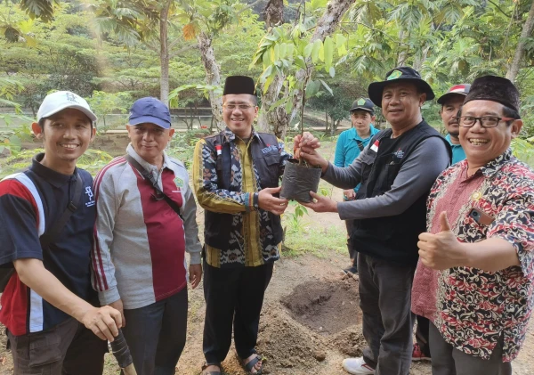 IPARI Provinsi Banten: Merayakan Hari Lahir dengan Aksi Lingkungan dan Moderasi Beragama