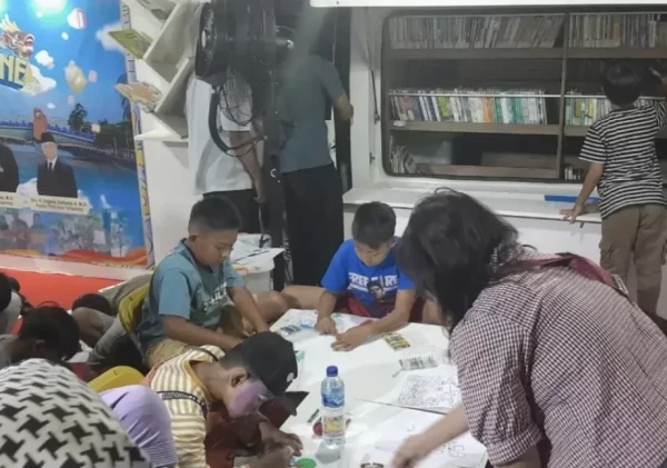 DPAD Kota Tangerang Hadirkan Layanan Mewarnai Gratis di Festival Cisadane 2024