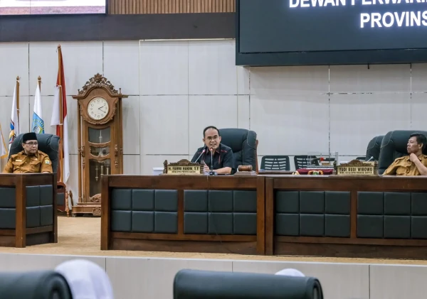 Komisi V DPRD Banten Sambut Antusias Kunjungan Edukasi Siswa SMPN 11 Kota Serang