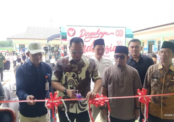 RKB Baru & Jalan Hotmix Diresmikan, Budi Rustandi Targetkan Tekan Angka Putus Sekolah